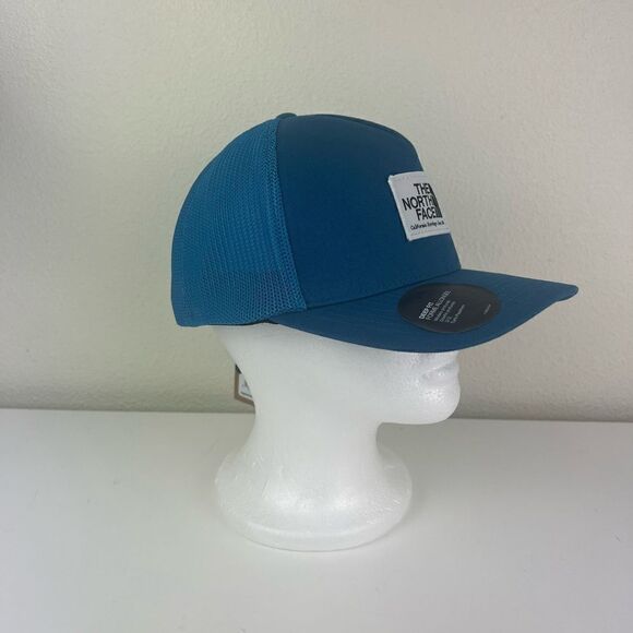 The North Face Dip Fit Trucker Hat - Picture 2 of 7